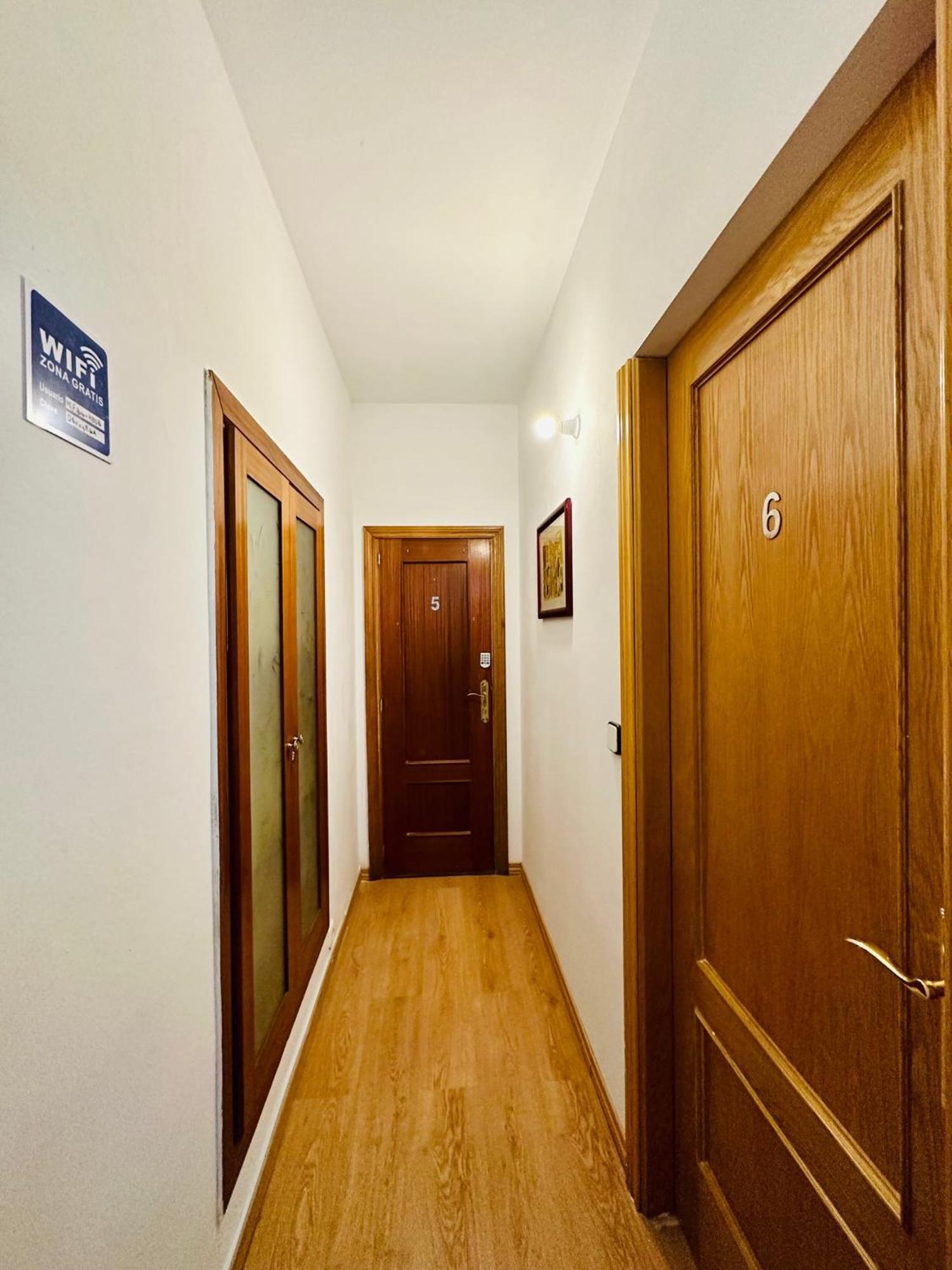 Punta Me Rooms In Madrid Downtown Exterior foto